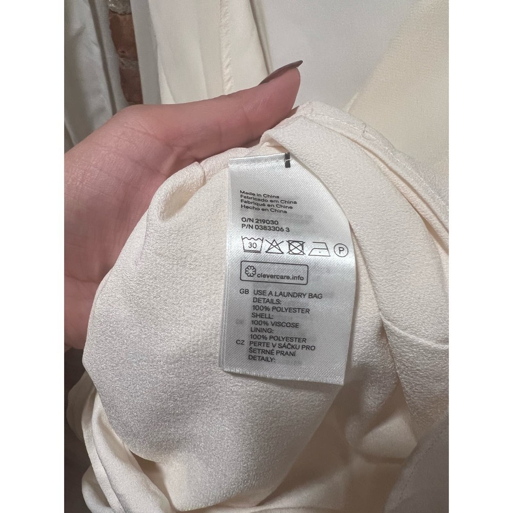 H&M Bell Sleeve Romper - Picture 6 of 6
